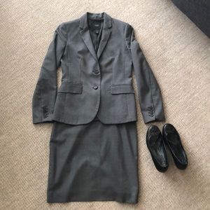 Jcrew Super 120s skirt suit